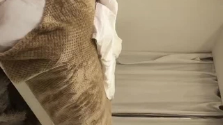 硬核女同性恋继妹Uma Jolie被惩罚并转换
